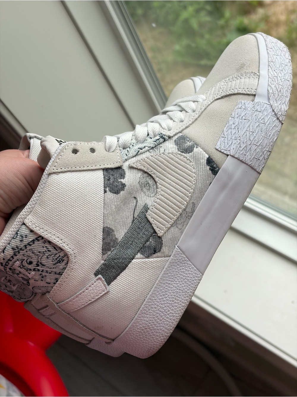Nike SB Light Gray/White Skate Shoe Insole